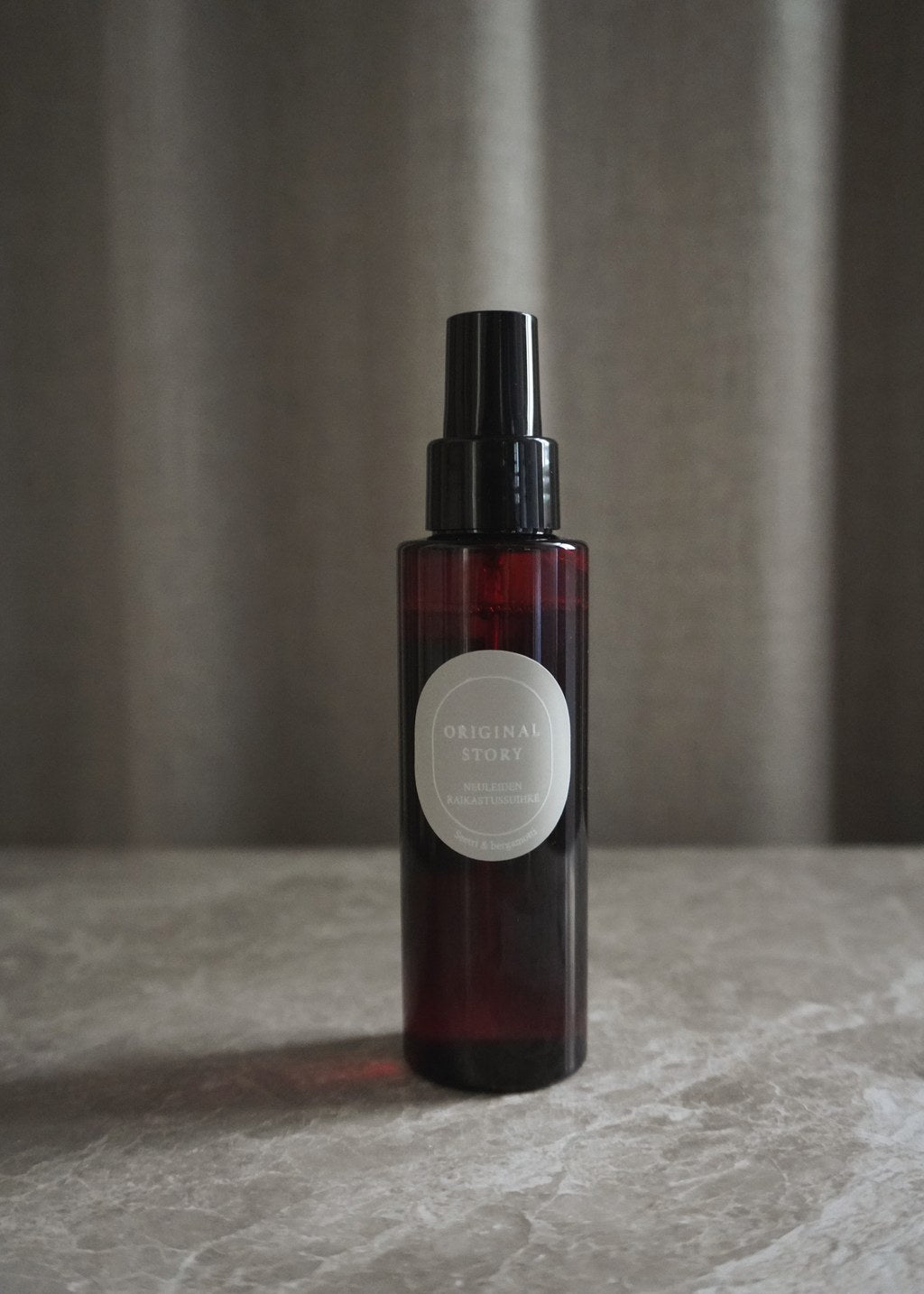 Neuleiden raikastussuihke