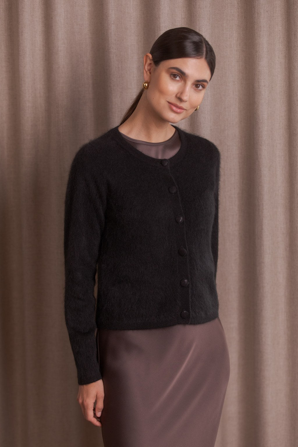 Pitkähihainen harjattu kashmirneuletakki, Black