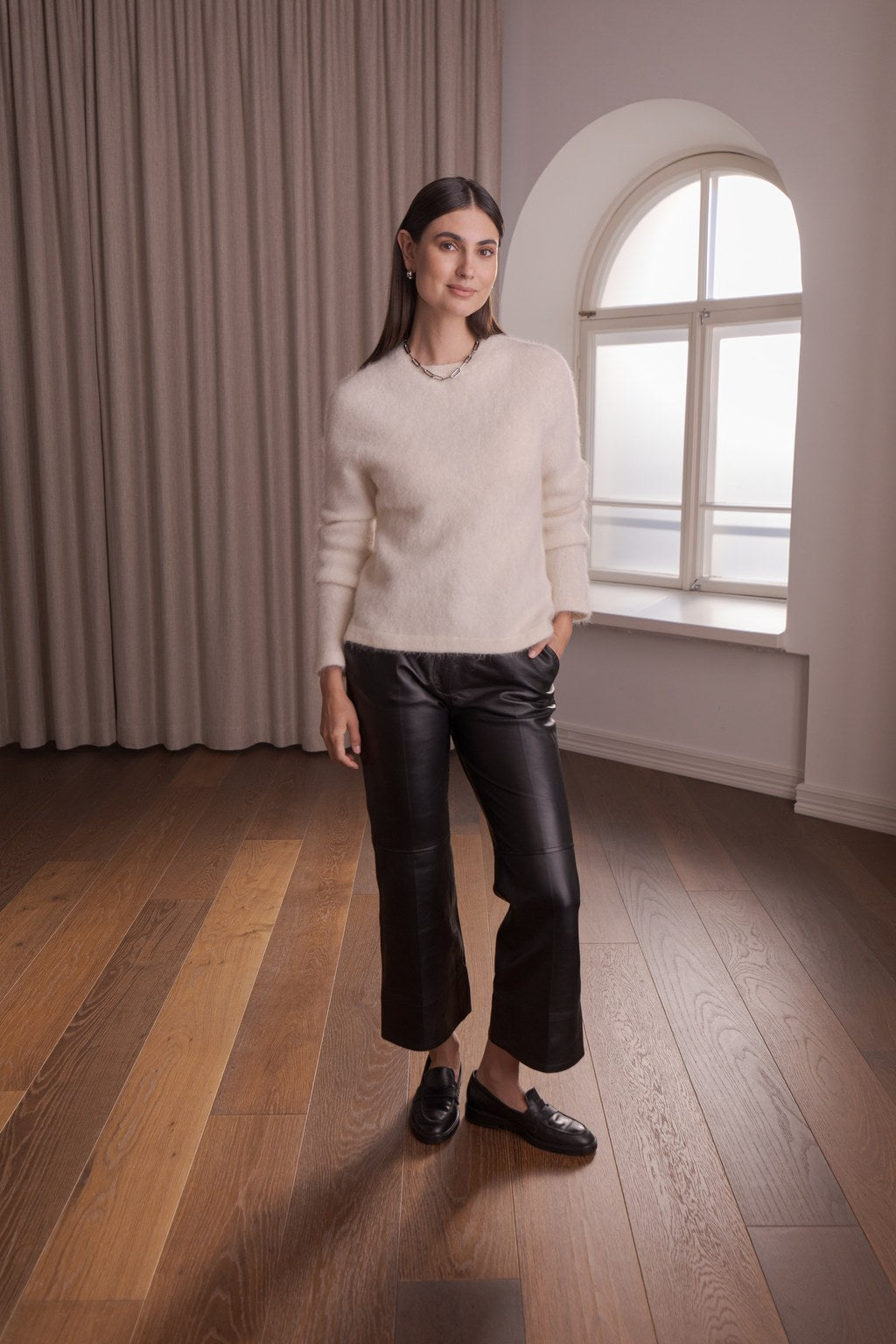 Pitkähihainen alpakkasekoiteneule, Cream