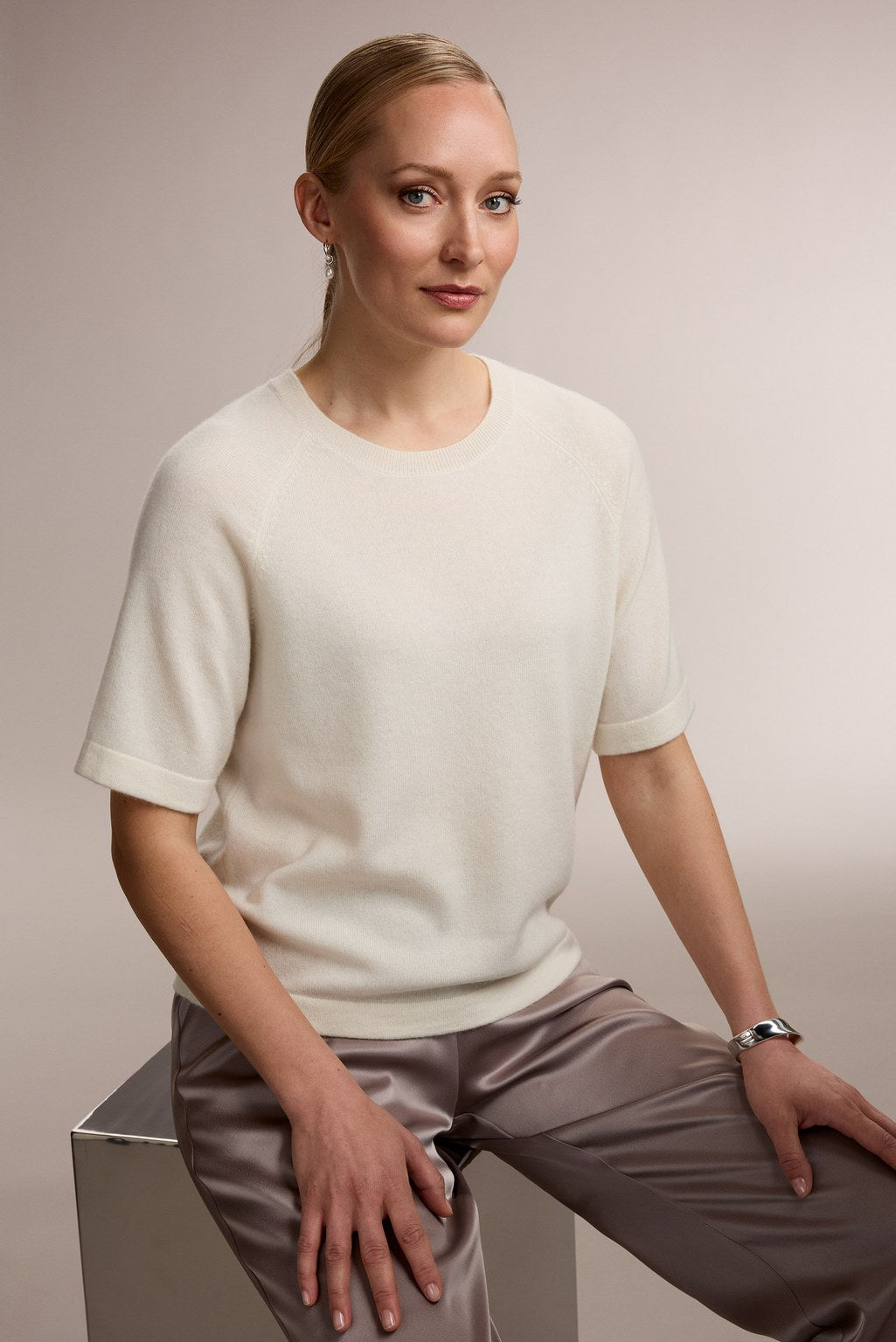 Original Storyn sileä valkoinen kashmirneule.