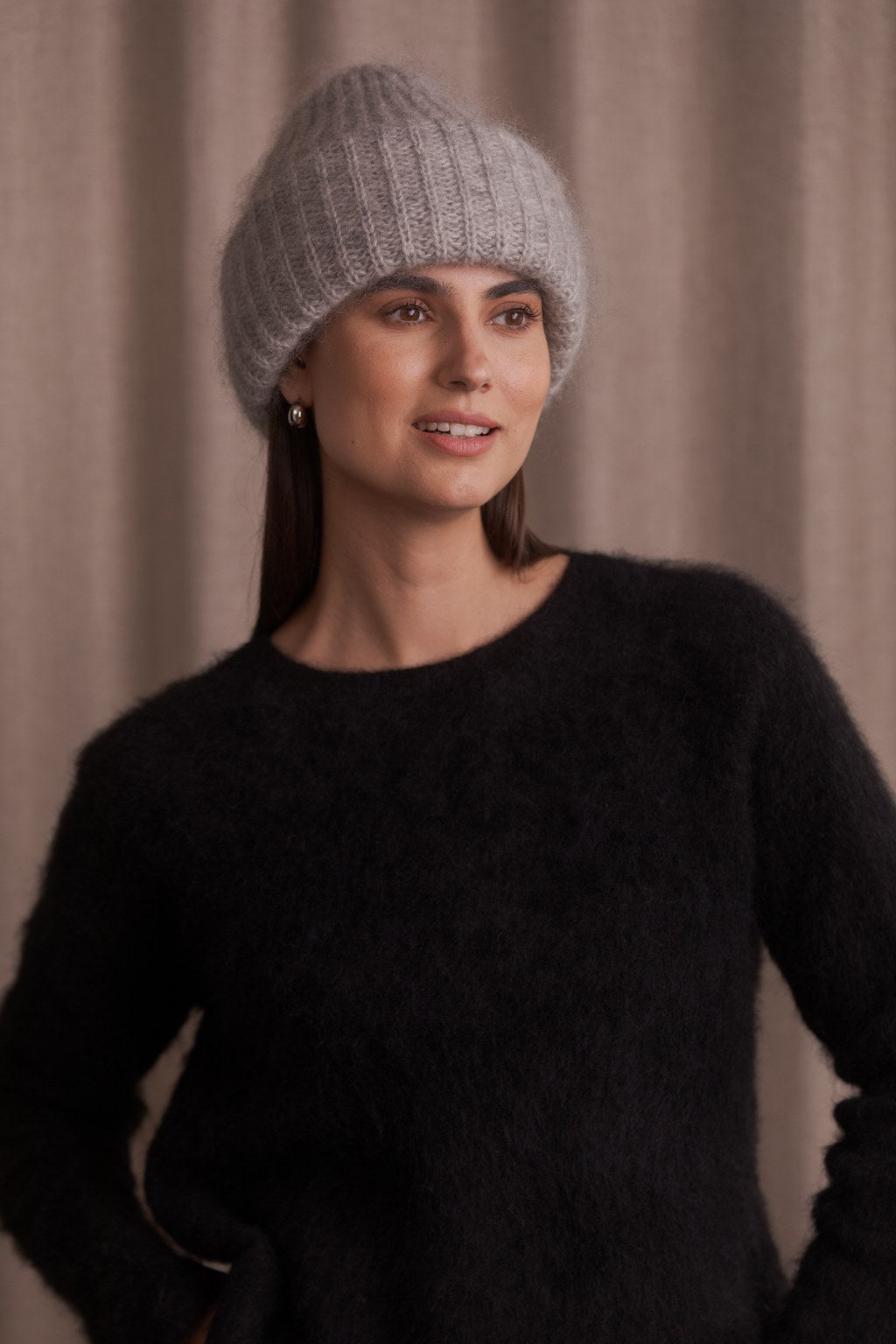 Paksu pipo kid mohair -sekoitteesta, Light grey melange