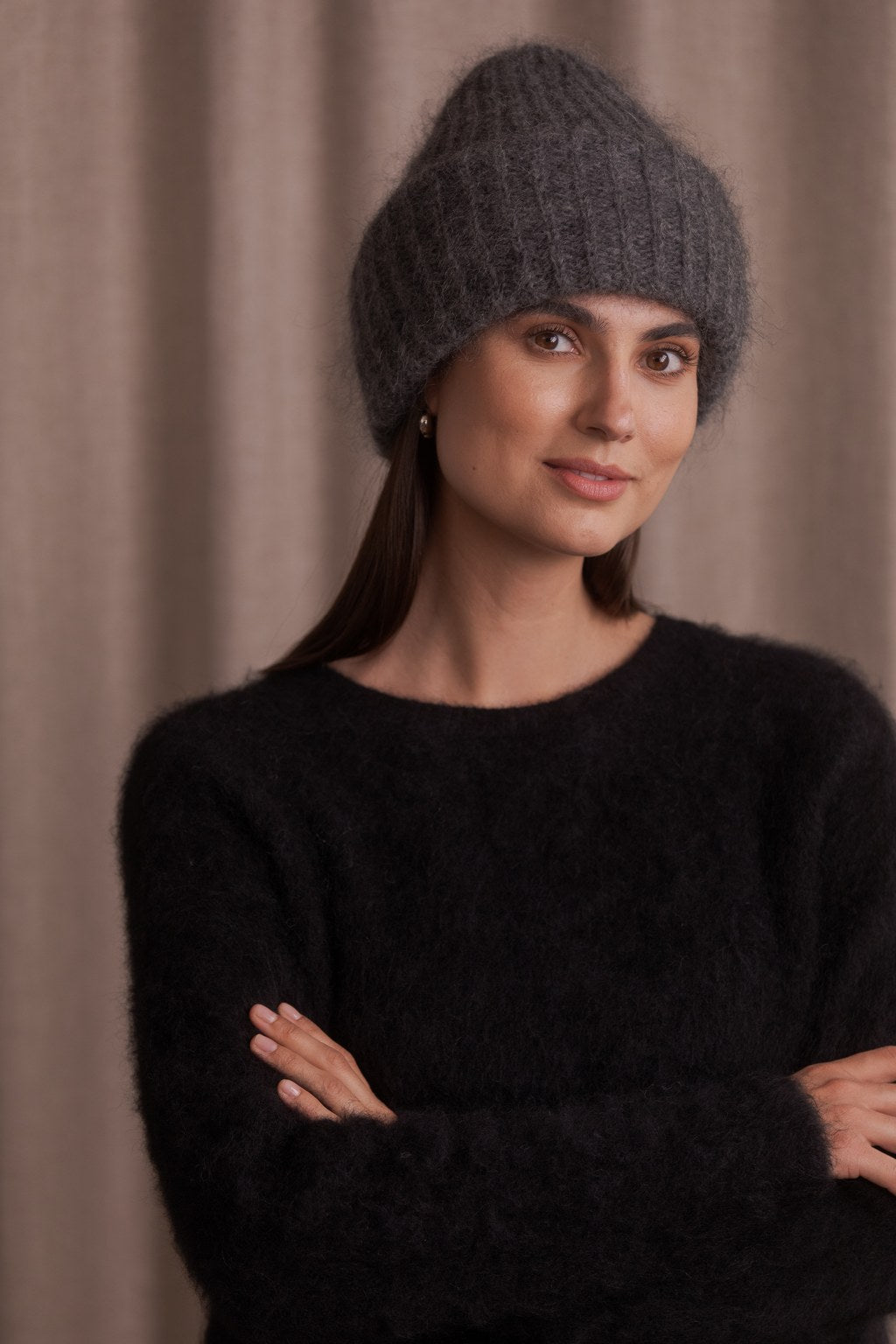 Paksu pipo kid mohair -sekoitteesta, Dark grey melange