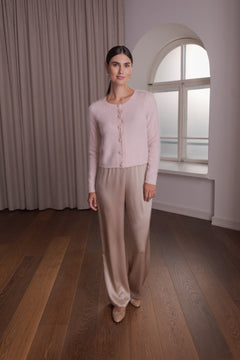 Pitkähihainen kashmirneuletakki sävyssä pale pink