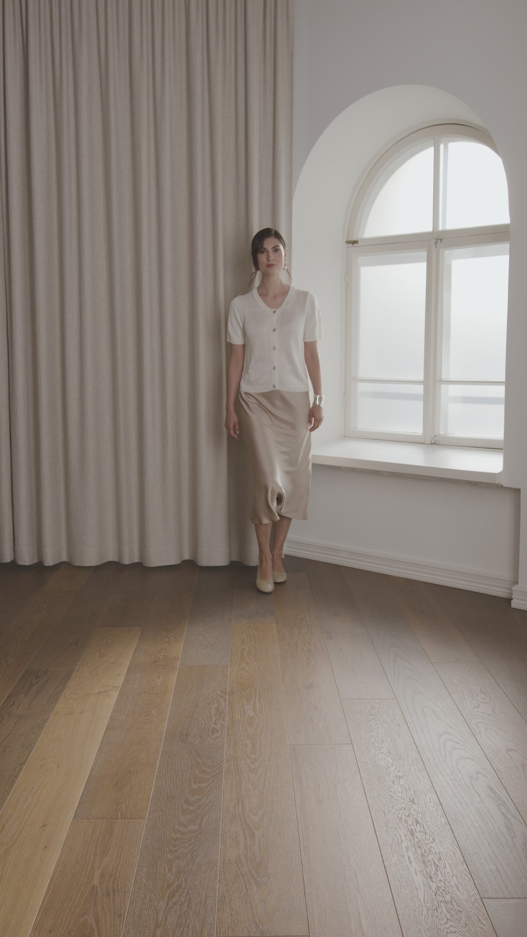 Lyhythihainen pellavasekoiteneuletakki, Cream