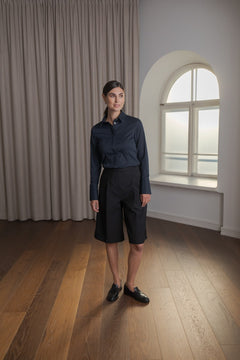 Pitkähihainen naisten kauluspaita, tummansininen